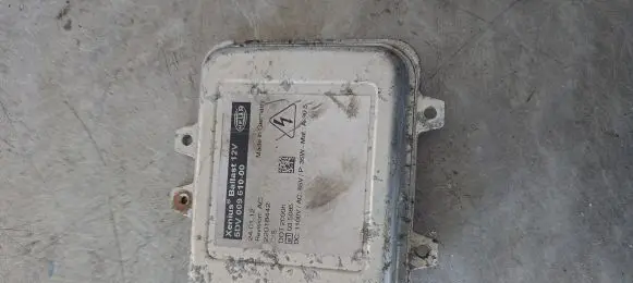 Nissan Qashqai Headlight ballast module Xenon 5DV00961000