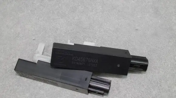 Mazda 6 Antenna control unit KD45676NXA