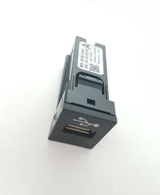Toyota C-HR I USB socket connector 86190F4040