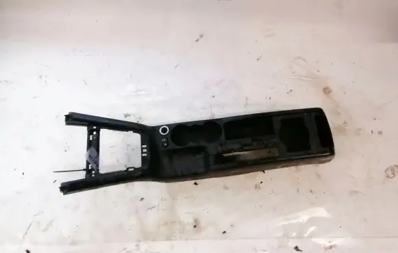 Skoda Octavia Mk2 (1Z) Cup holder 