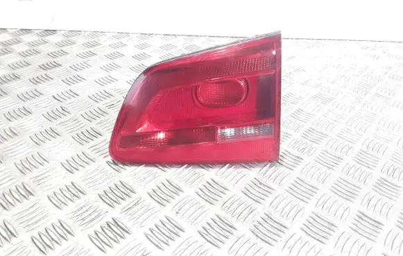 Volkswagen Touran II Tailgate rear/tail lights 176443 176452