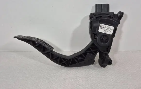 Audi A4 S4 B8 8K Accelerator throttle pedal 8K1721523 30042008 6PV00950500