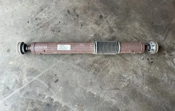 Jeep Wrangler Drive shaft (set) P52123558AA 50142496 TAPA111799519