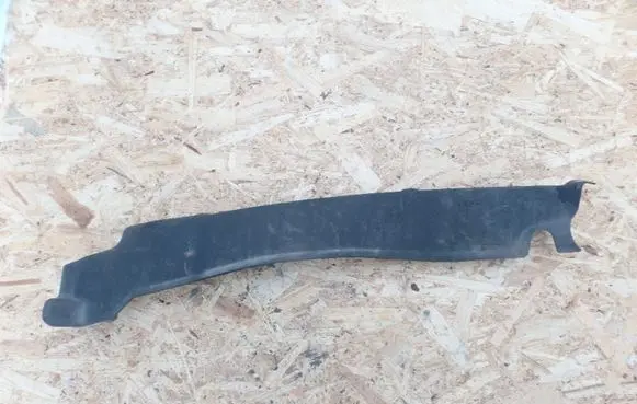 Subaru Legacy Fender end trim 57256AJ020