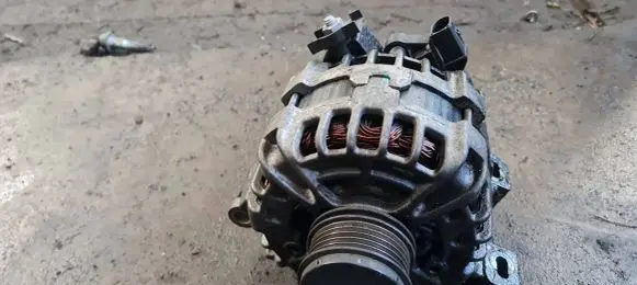 Volvo V50 Generator/alternator 31288879 0125711014