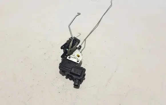 Dacia Spring Rear door lock 825023234R