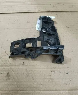 Volkswagen Golf VII Rear bumper mounting bracket 5G6807394A