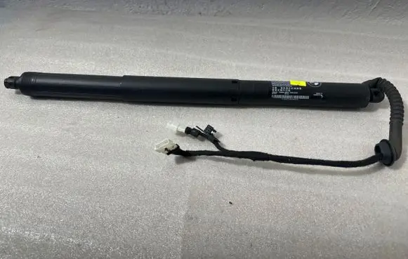 BMW X5 F15 Tailgate/trunk strut/damper 7449810 18202210