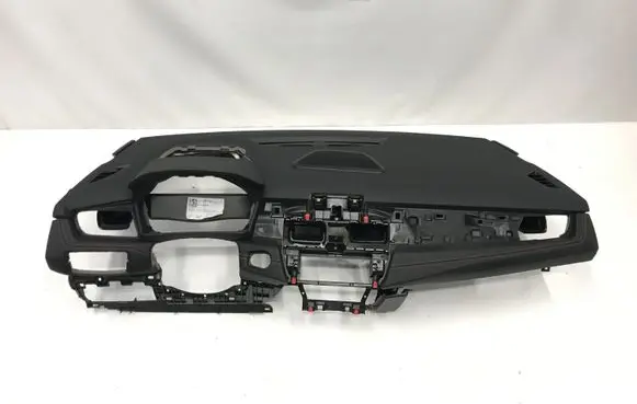 BMW 2 F45 Dashboard