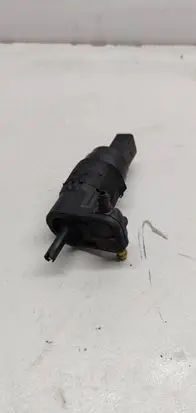 Audi A4 S4 B8 8K Windscreen/windshield washer pump 8k9955647