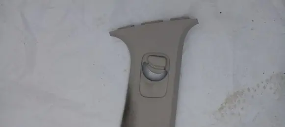 Citroen C4 II (B) pillar trim (top) 9687483377