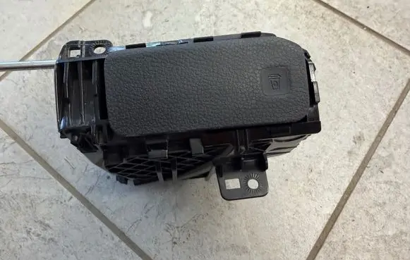 Ford Ranger IV Cup holder 