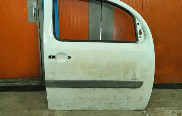 Renault Kangoo II Front door 