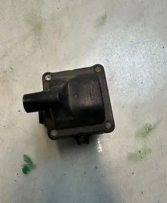 Volkswagen Transporter - Caravelle T4 High voltage ignition coil 03SKV008