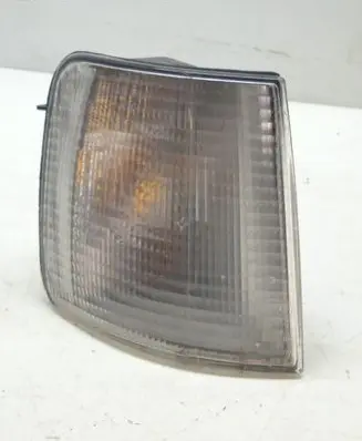 Volkswagen PASSAT B4 Front indicator light 357953050A