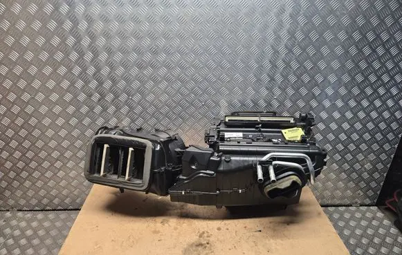 Audi A4 S4 B9 Interior heater climate box assembly 8W1820005 8W1820005F