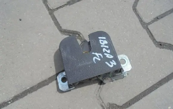 Audi A3 S3 8V Tailgate/trunk/boot lock/catch/latch