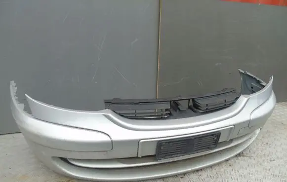 Peugeot 807 Front bumper