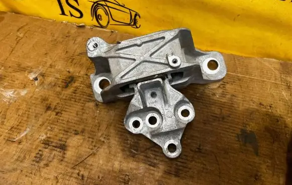 Ford Escape IV Engine mount vacuum valve LX616F012RA