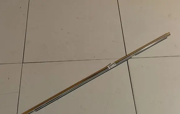 Opel Insignia A Front door glass trim molding 22834348