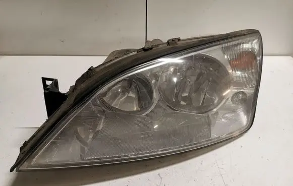 Ford Mondeo Mk III Headlight/headlamp 1S7113006AL