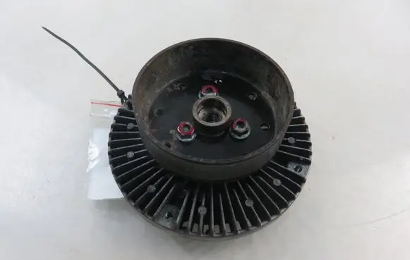 Volkswagen PASSAT B5 Viscous fan clutch 