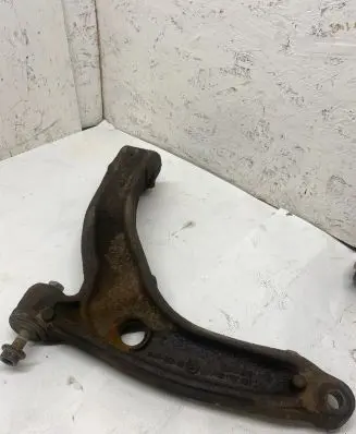Volkswagen Transporter - Caravelle T5 Front lower control arm/wishbone 7H0407186B GJS40015
