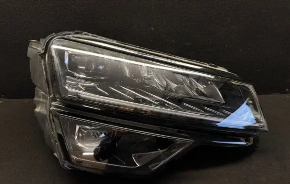 Skoda Karoq Headlight/headlamp 57B941016D 0021590702 20PL8935