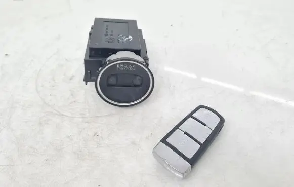 Volkswagen PASSAT B6 Ignition lock 3C0905843Q