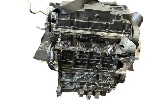 Volkswagen PASSAT B6 Engine bmn 03g109469l 03g903143f