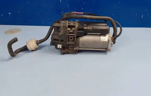 Tesla Model S Air suspension compressor/pump 443020303 26071716