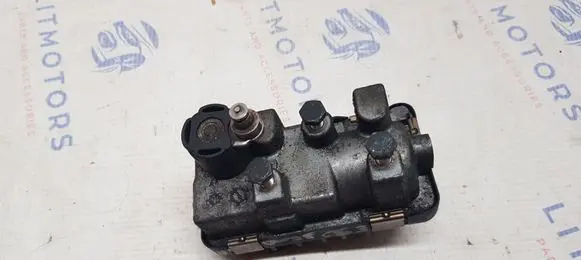 BMW 3 E90 E91 Turbine electric control actuator 730314 758352