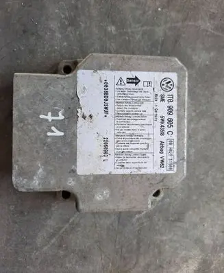 Volkswagen Touran I Airbag control unit/module 1T0909605C 5WK43518 22060903