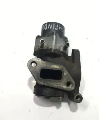 Nissan Pathfinder R51 EGR valve