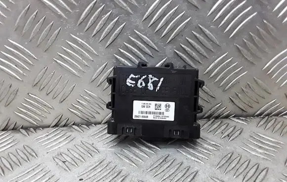 Renault Master III Engine control unit/module 284z18966r