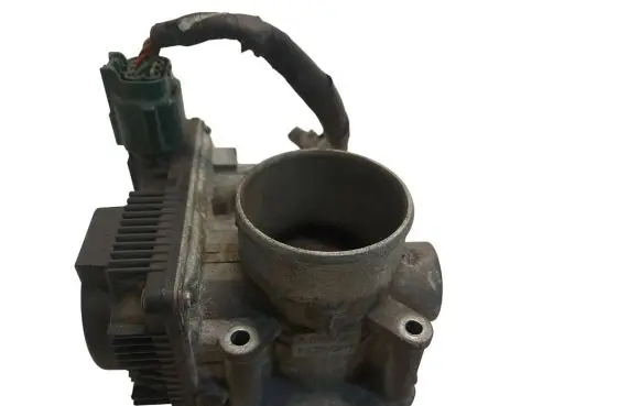 Nissan Primera Throttle valve