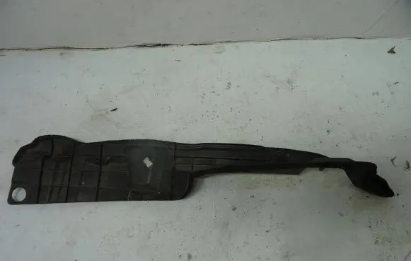 Toyota Corolla Verso AR10 Front arch trim 538660F010