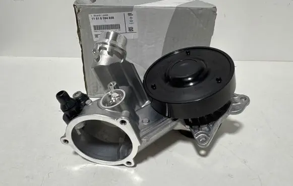 BMW X4 G02 Water pump 11518094658
