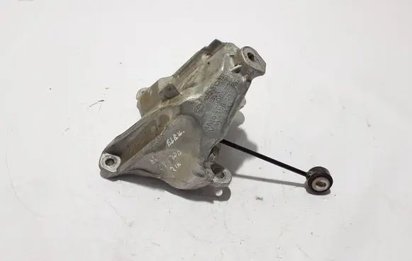 Audi A6 S6 C8 4K Engine mounting bracket 4M0199307CB
