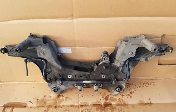 Renault Megane III Front subframe