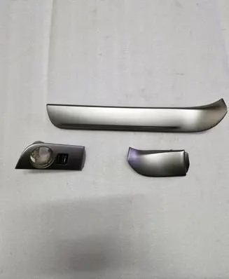 Dodge Durango Dashboard glove box trim X70004603SM X70005302SM