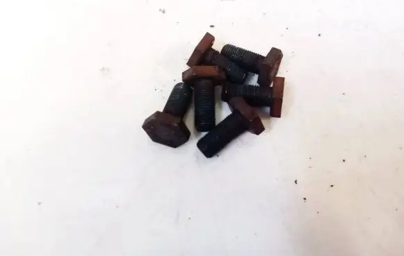Opel Corsa D Nuts/bolts 