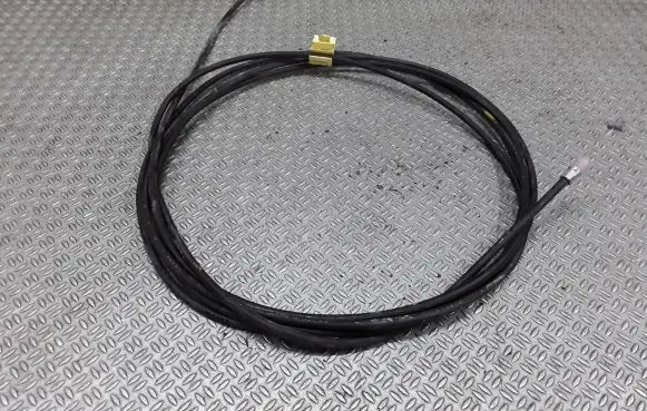 Mitsubishi Grandis Fuel cap flap release cable 