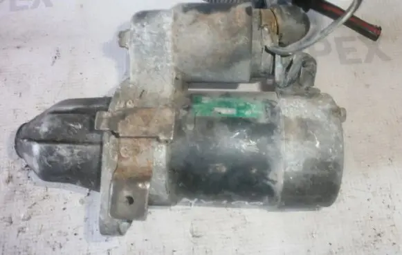Nissan Sunny Starter motor 2330070y01