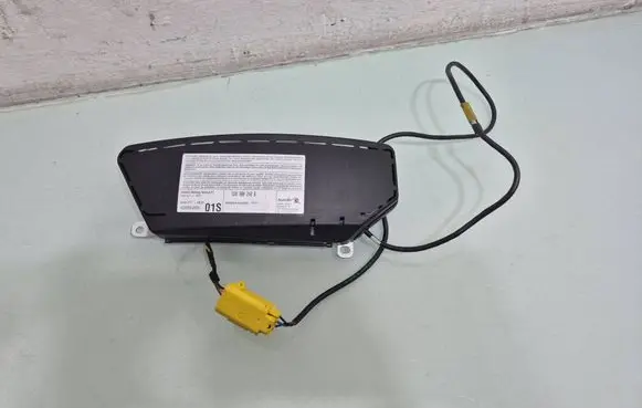 Skoda Fabia Mk2 (5J) Seat airbag 6Q0880242B