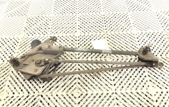 Honda CR-V Front wiper linkage and motor