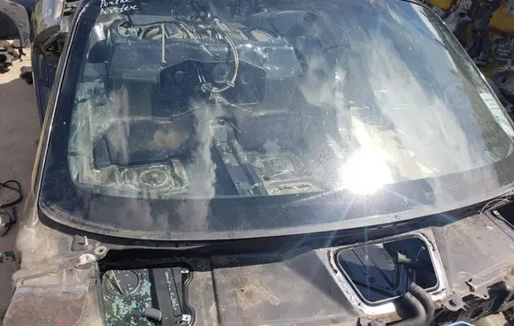 Porsche Boxster 987 Front windscreen/windshield window 