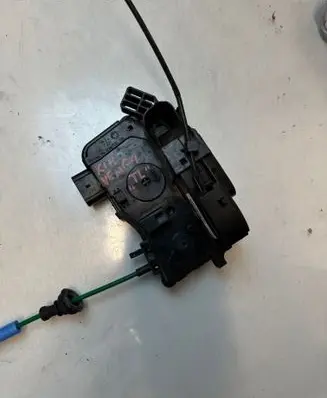 KIA Venga Rear door lock 814101P000