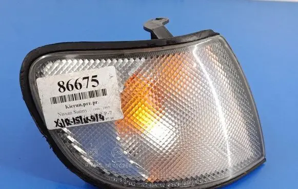 Nissan Sunny Front indicator light 