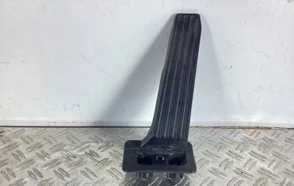 Lexus RC Accelerator throttle pedal